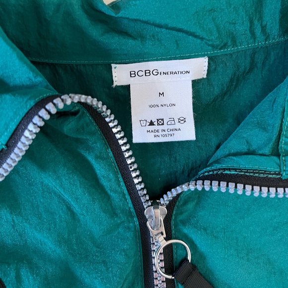 NWT BCBGeneration Teal/Green Track Pullover Windbreaker - Picture 8 of 12